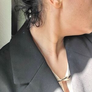 Stylish Black Sleeveless Vest